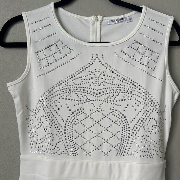 NWT Meaneor Mini Dress Womens Medium White Sleeveless Rhinestone Embellished - Picture 2 of 5